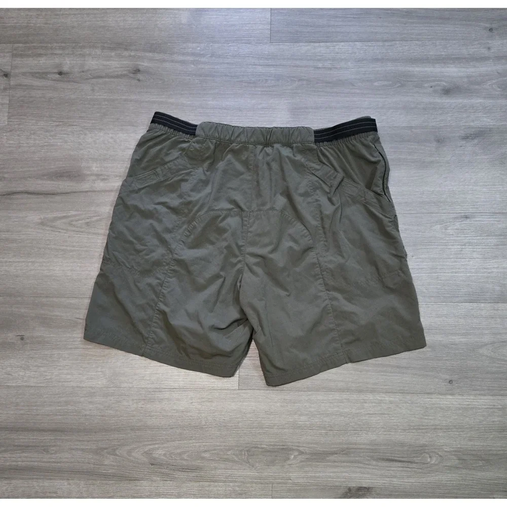 LL Bean Crest Shorts Men's Outdoor Hiking Olive Green Size XL Nylon